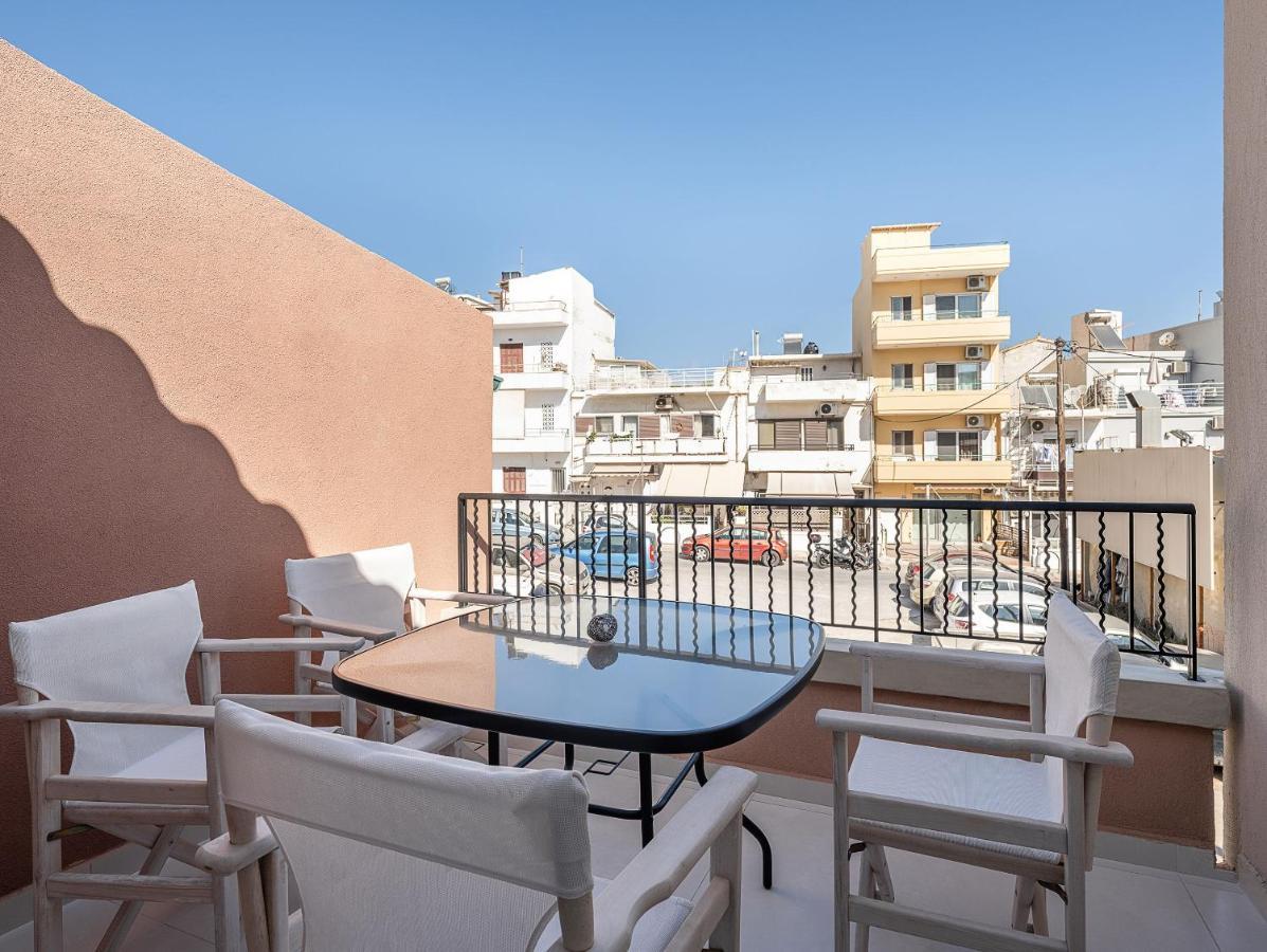 Mythodea Luxury Suites Chrissi Akti Chania Exterior foto