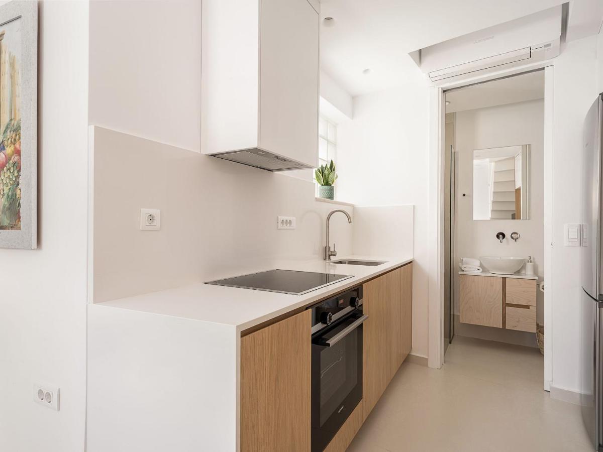 Mythodea Luxury Suites Chrissi Akti Chania Exterior foto