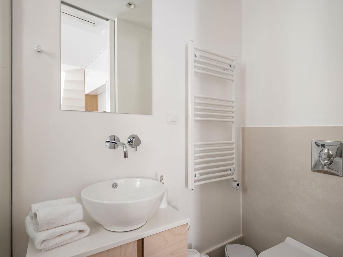 Mythodea Luxury Suites Chrissi Akti Chania Exterior foto